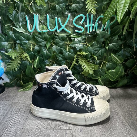 Converse Chuck Taylor High Embroidered Floral A01592C Wmn's Sz 8 - Picture 1 of 10